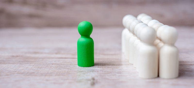 Kubernetes: Perform a task only in one instance of a multi-instance microservice deployment - Article-Header